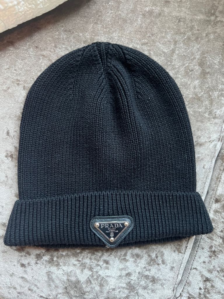 Prada Men’s beanie