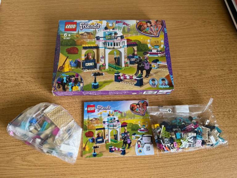 LEGO Friends 41367 Stephanie’s Horse Jumping
