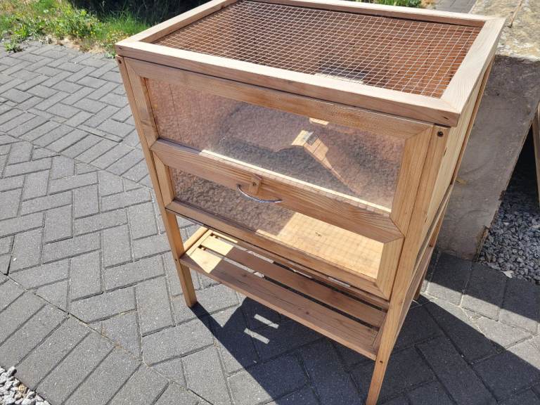 Animal cage