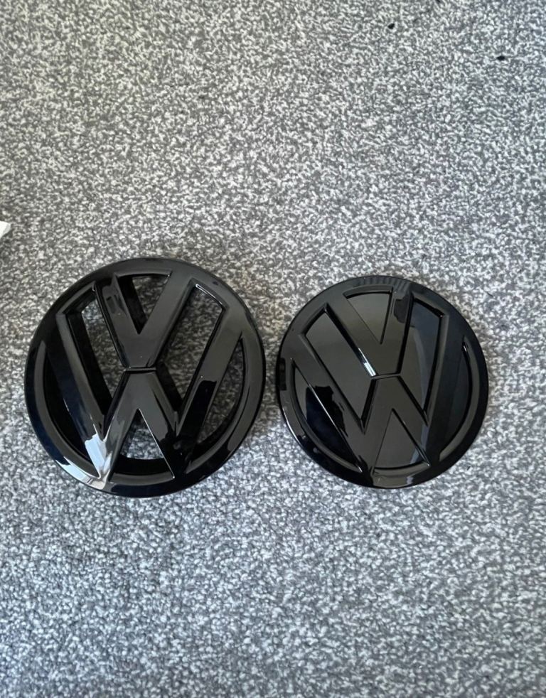 Vw caddy front and rear black badge 