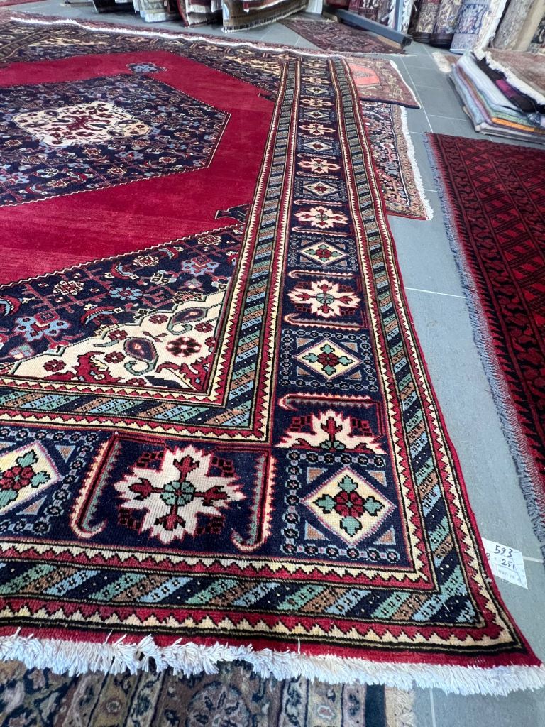 Persian Bidjar rug 250x320cm 