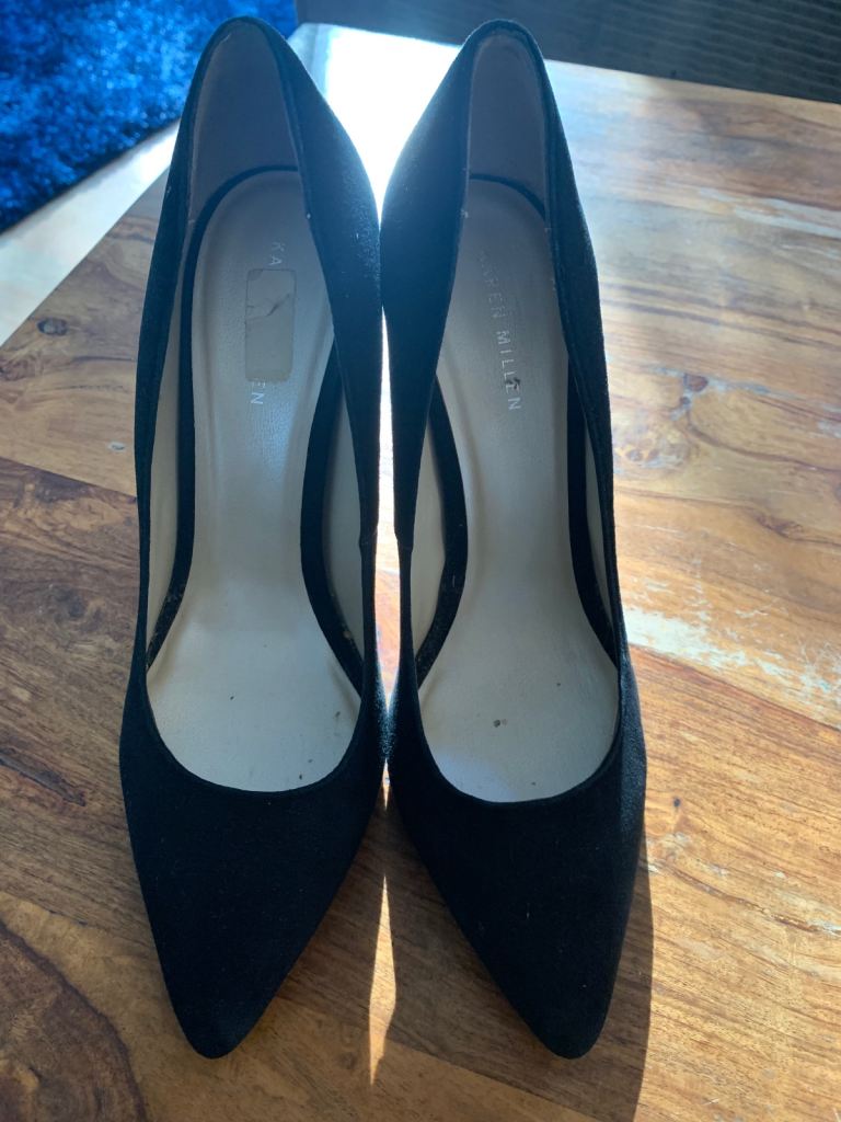 Karen Millen Black Heels - Size 6.5Classic Style