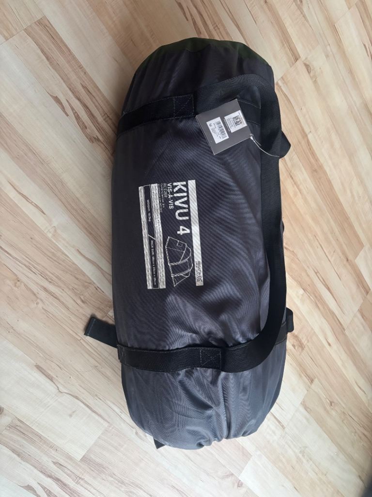 Regatta Kivu 4 Vis-a-Vis Tent – As Good As New