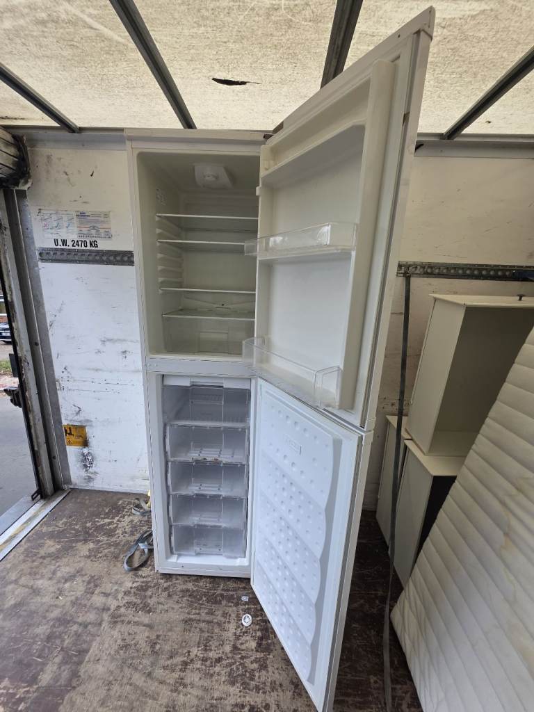 Beko Double Door Fridge Freezer – Spacious & Energy Efficient