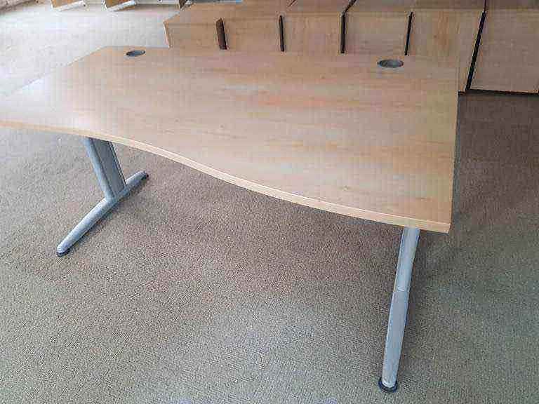 30 available x Used second hand office wood wave desks single ergonomic for sale wood £59 each