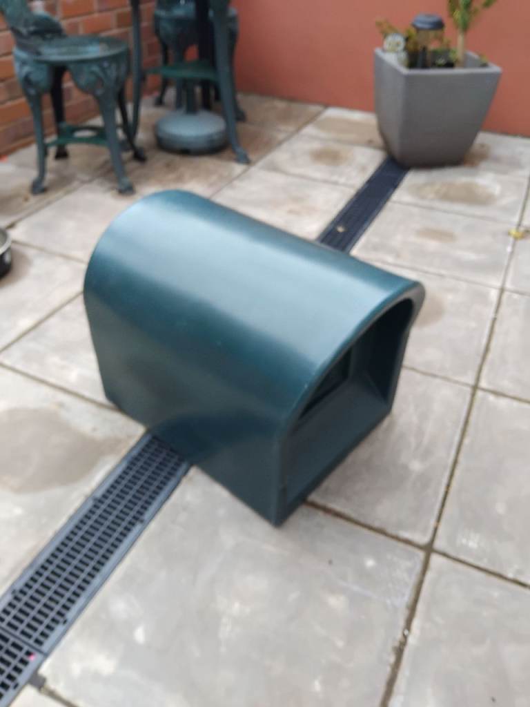 Outdoor Cat Shelter