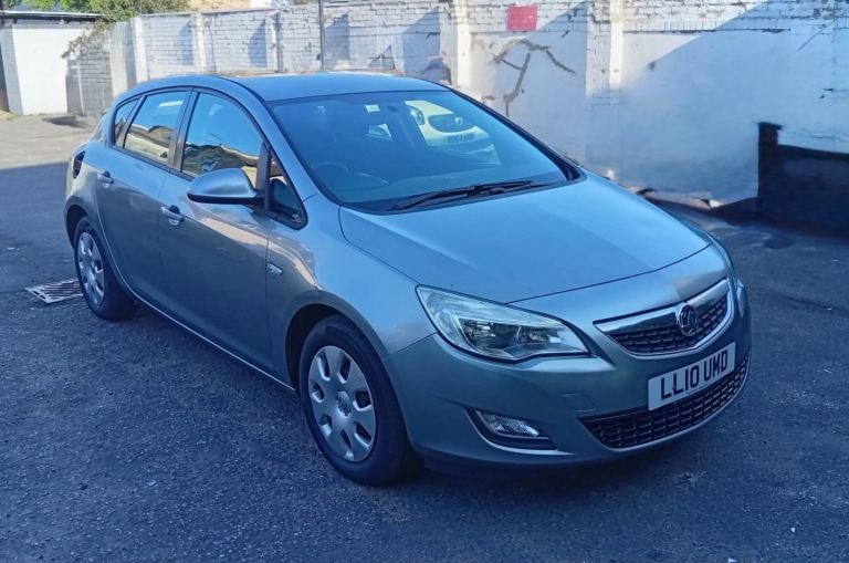 Vauxhall, ASTRA, Hatchback, 2010, Manual, 1598 (cc), 5 doors