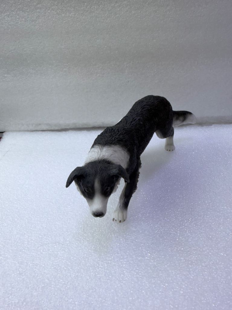 Border Collie Dog Figurine – Black and White, Good Condition