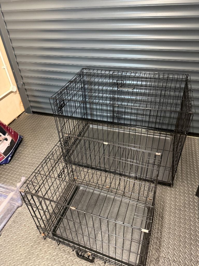 Dog crates - pet carrier 