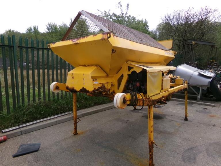 2010 DEMOUNTABLE ECON GRITTER BODY 