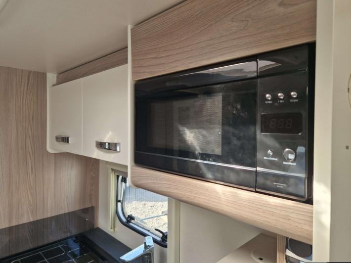 2024 Sprite Quattro FB Grande Used Caravan