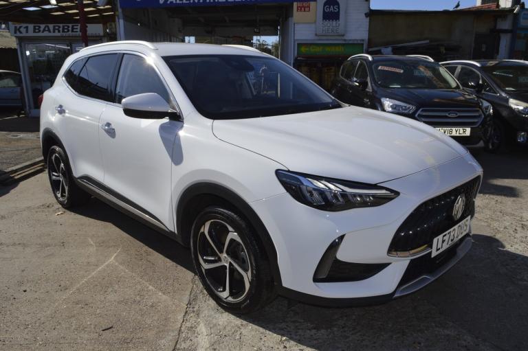 2023 MG MG HS 1.5 T-GDI SE 5dr DCT 2023 PETROL AUTO ONE OWNER SAT NAV  ESTATE Petrol Automatic