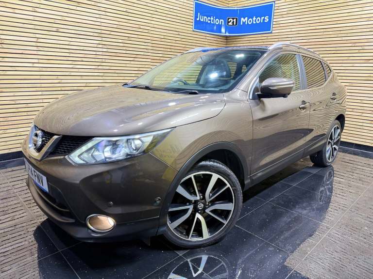 2014 Nissan Qashqai 1.5 dCi Tekna SUV 5dr Diesel Manual 2WD Euro 5 (s/s) (110