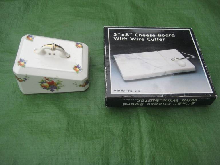 Brand New Marble Cheese Board with Wire Cutter and Bone China Cheese Cover for £10.00