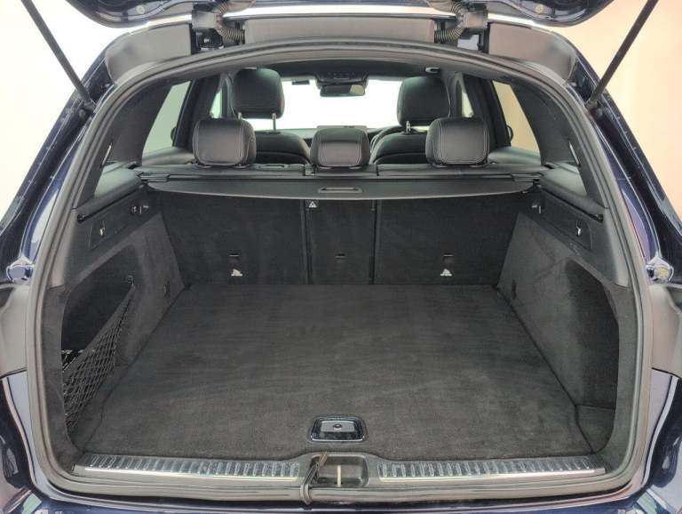 2016 Mercedes-Benz GLC 2.1 GLC250d AMG Line (Premium Plus) SUV 5dr Diesel G-Tronic 4MATIC Euro 6 ...