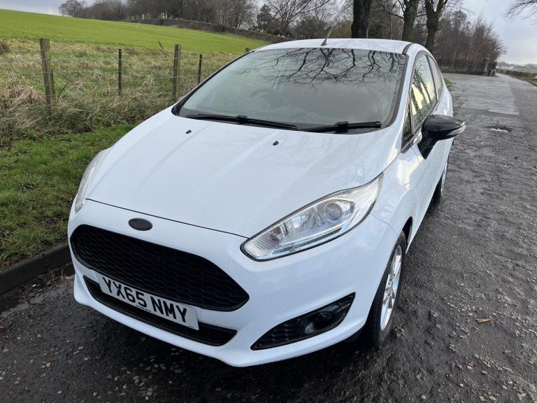 FORD FIESTA 1.2 Zetec 2015