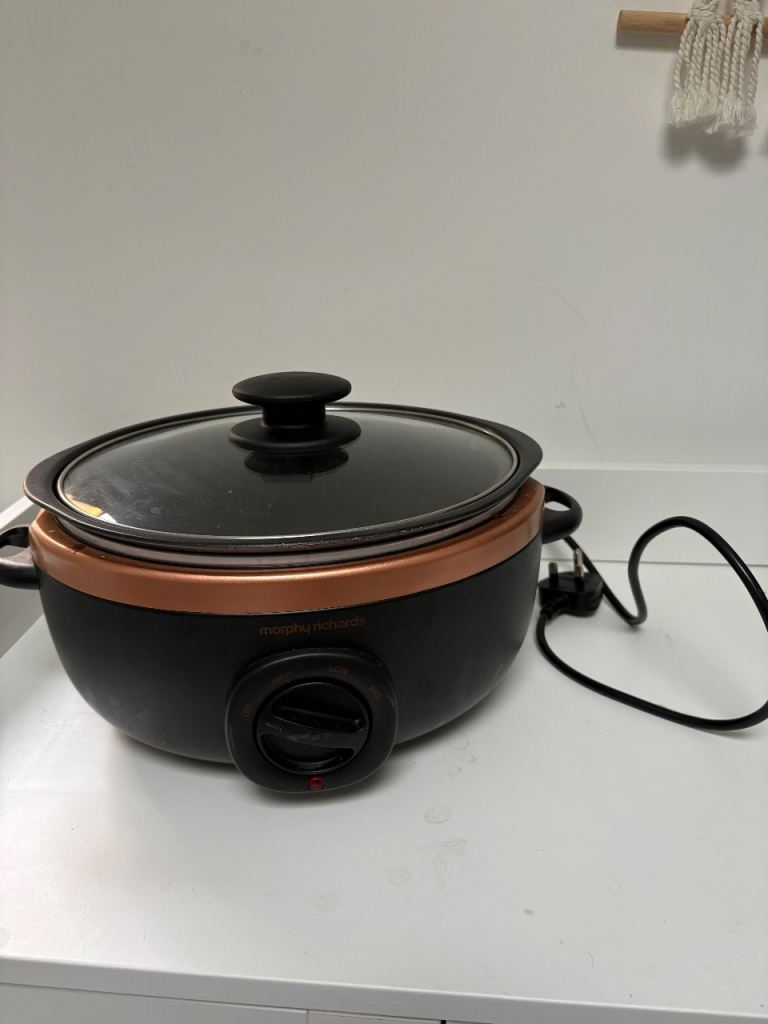 Morphy Richard’s slow cooker