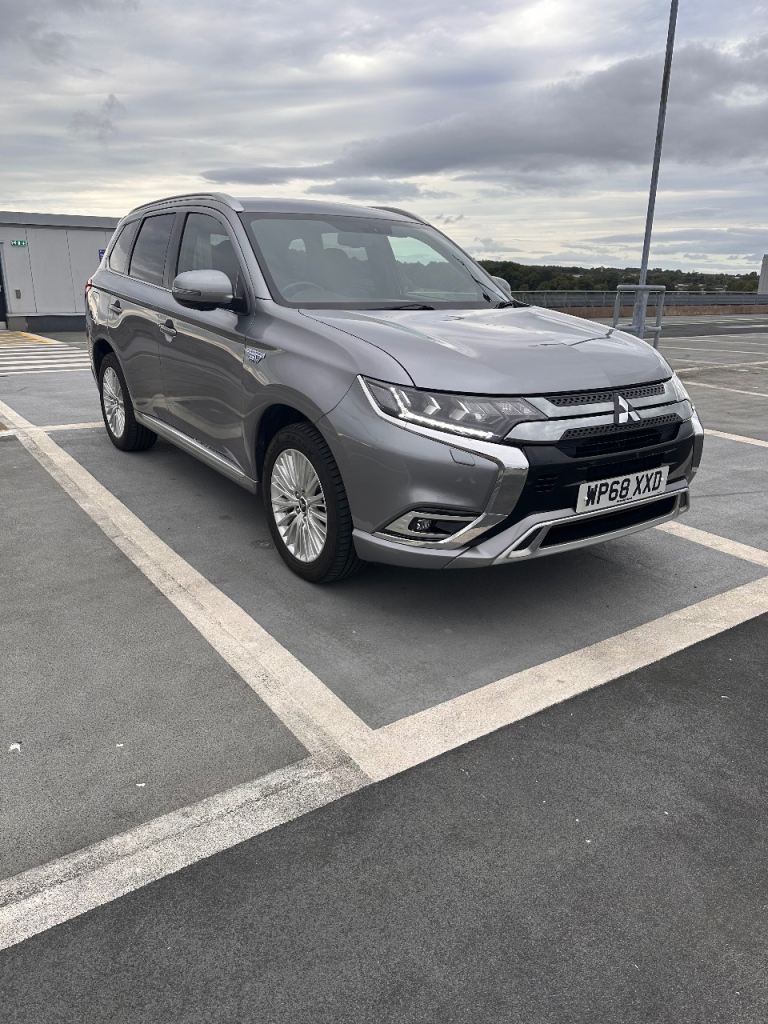 Mitsubishi, OUTLANDER, Estate, 2018, Other, 2360 (cc), 5 doors