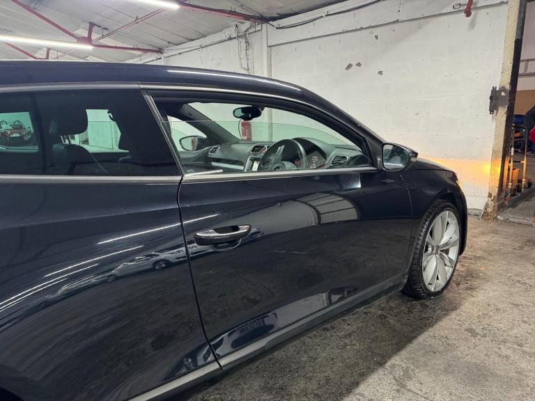 2012 Volkswagen Scirocco 2.0 TDi BlueMotion Tech GT 3dr [Nav/Leather] COUPE DIESEL Manual