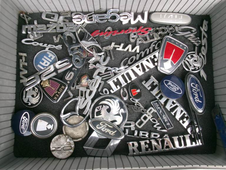 HUGE AMOUNT OF USED CAR BADGE NAMES 80's 90's ONWARDS JOBLOT ONLY