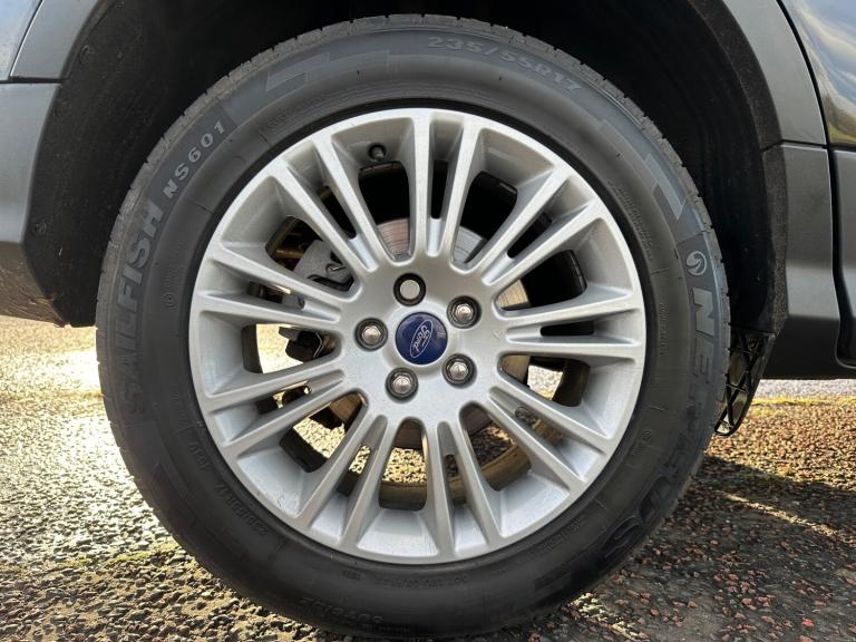 2014 Ford Kuga 2.0 TDCi 163 Titanium 5dr Powershift HATCHBACK Diesel Automatic