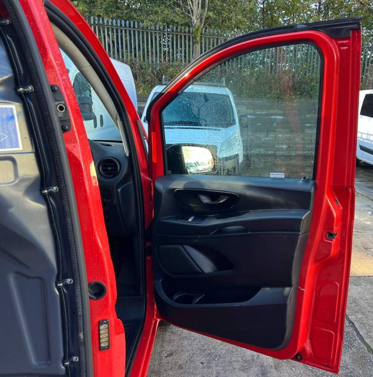 2017 Mercedes-Benz Vito 1.6 111 CDI Panel Van 5dr Diesel Manual FWD L1 Euro 5 (114 ps) PANEL VAN ...