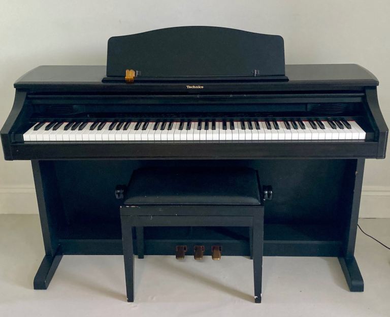 Technics fully digital upright piano 
