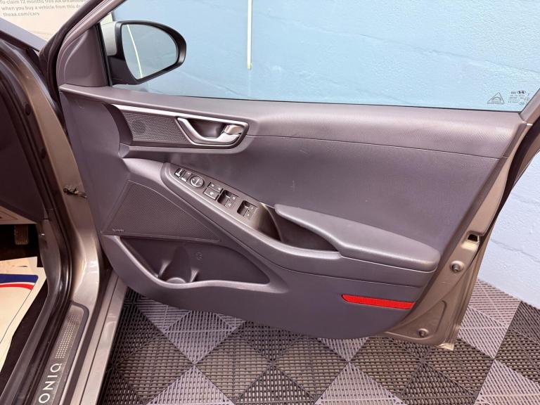 2019 Hyundai IONIQ 1.6 h-GDi 1st Edition DCT Euro 6 (s/s) 5dr HATCHBACK Petrol/Electric Hybrid Au...