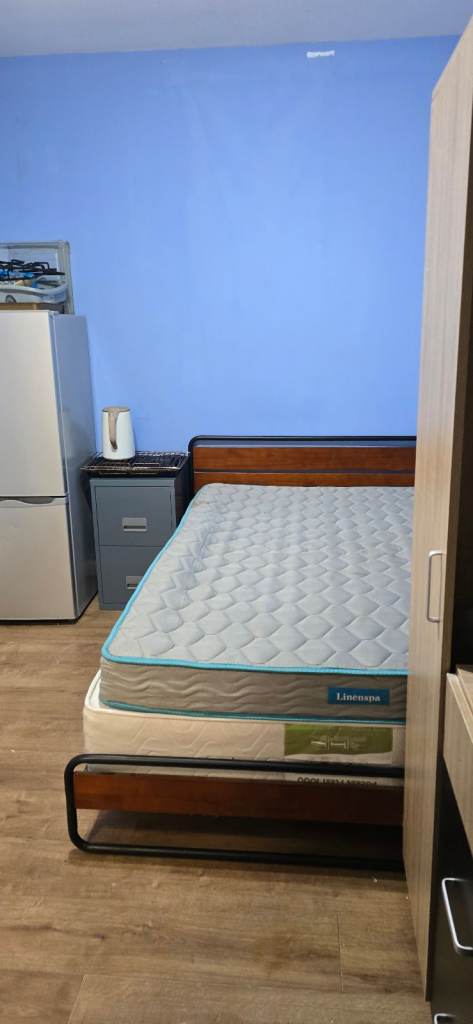 one small flat ( complete separate , its own entrance, own kitchen , own bathroom ) ,