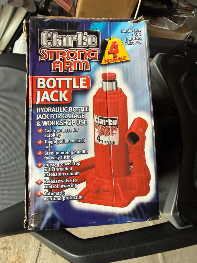 Bottle Jack - Clarke