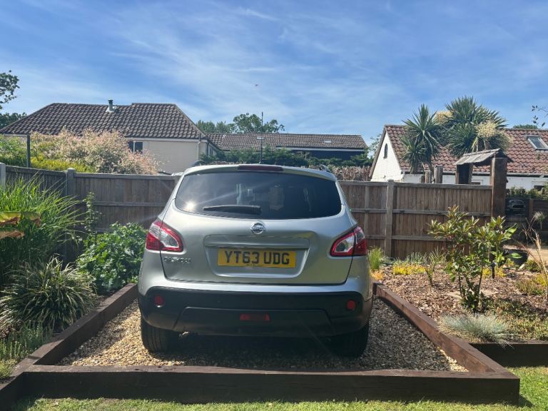 Nissan, QASHQAI, Hatchback, 2013, Manual, 1598 (cc), 5 doors