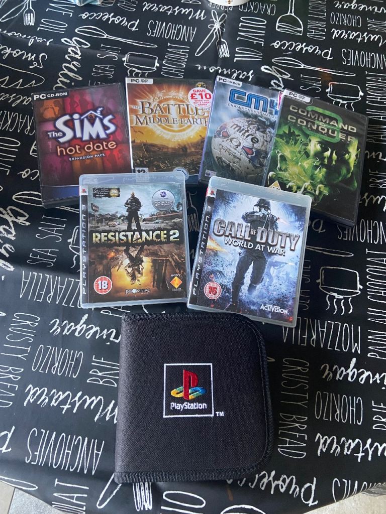 PlayStation & PC Games (x 6) + PlayStstion Game Holder 
