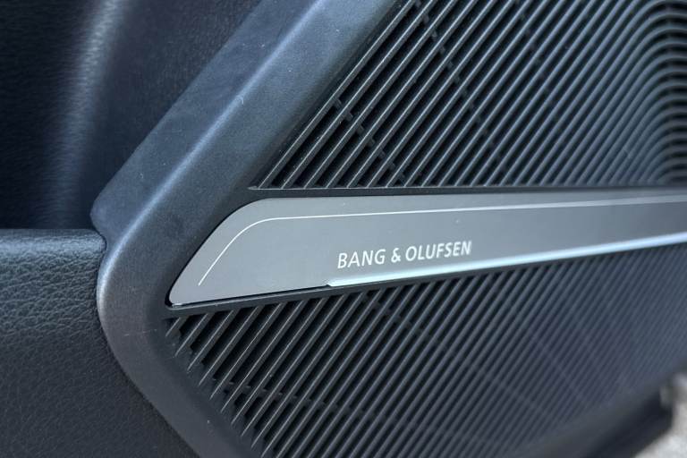 2022 Audi Q5 Edition 1 40 TDI quattro 204 PS S tronic SUV DIESEL Automatic