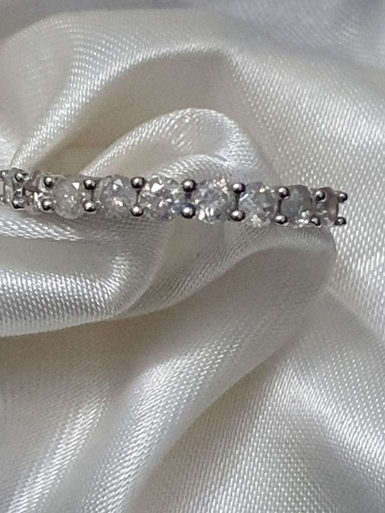 9ct white gold 9 Diamonds Half Eternity Ring Size P 100ct 3mm Stone Cut new 