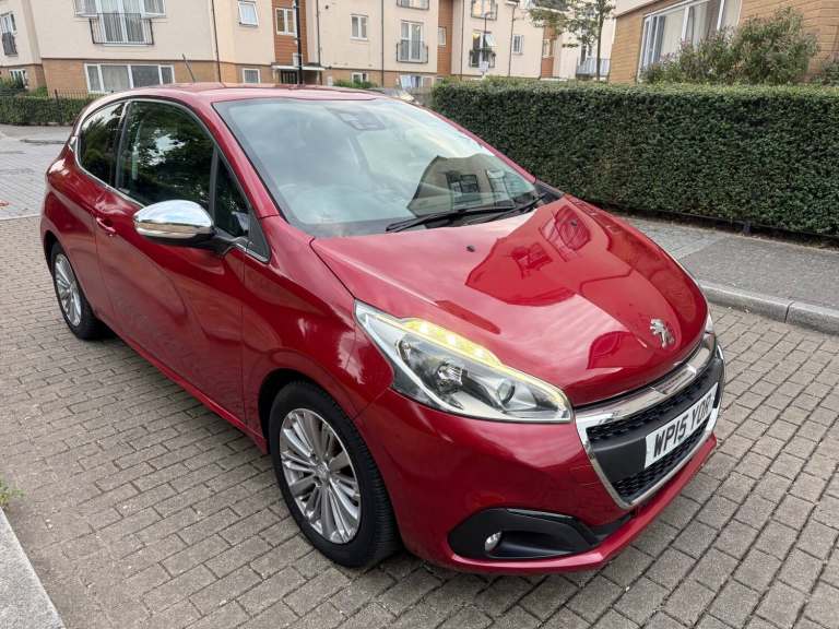 2015 Peugeot 208 1.2 PureTech 82 Allure 3dr ETG5 HATCHBACK Petrol Automatic