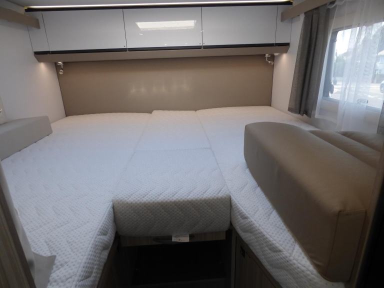 Adria Compact supreme DL DIESEL AUTOMATIC 2025