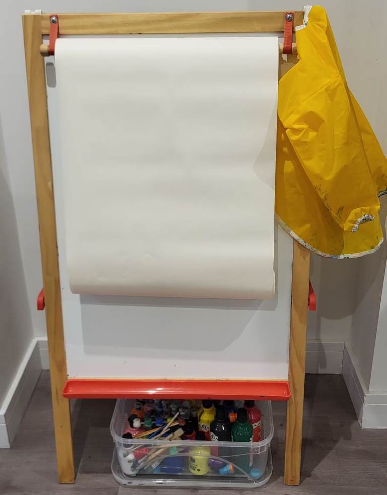 Kids Easel with paints, chalk, brushes & apron