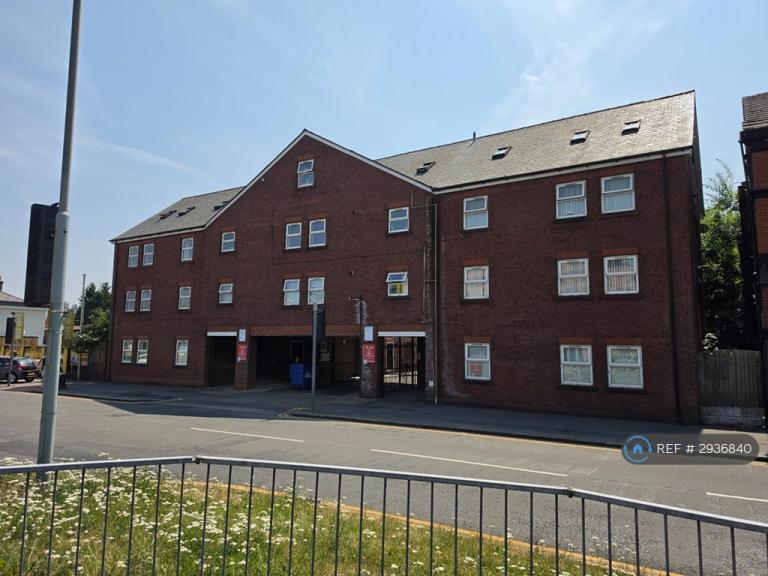 2 bedroom flat in East Prescot Road, Liverpool, L14 (2 bed) (#2936840)