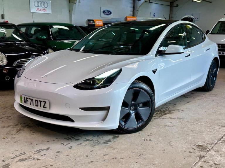 TESLA MODEL 3 (Dual Motor) Long Range Auto 4WDE 4dr 2021