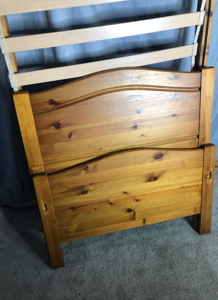 image for Pine trundle bed  Excellent condition 