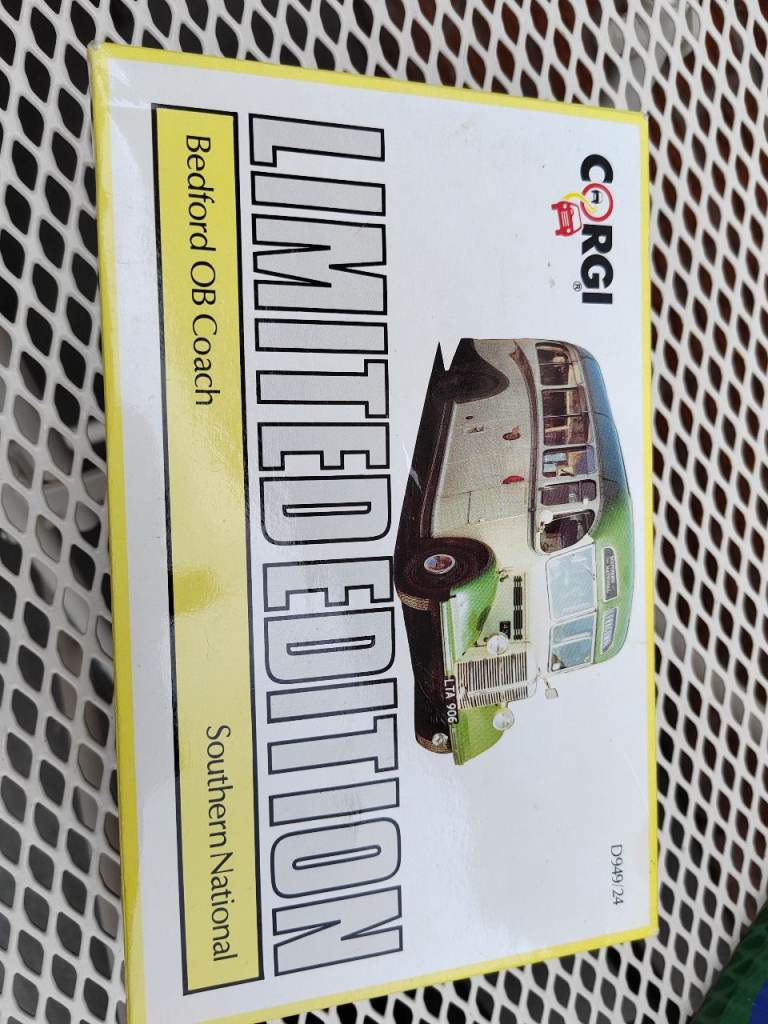 Corgi Limited Edition Bedford OB Coach Southern National Model Bus