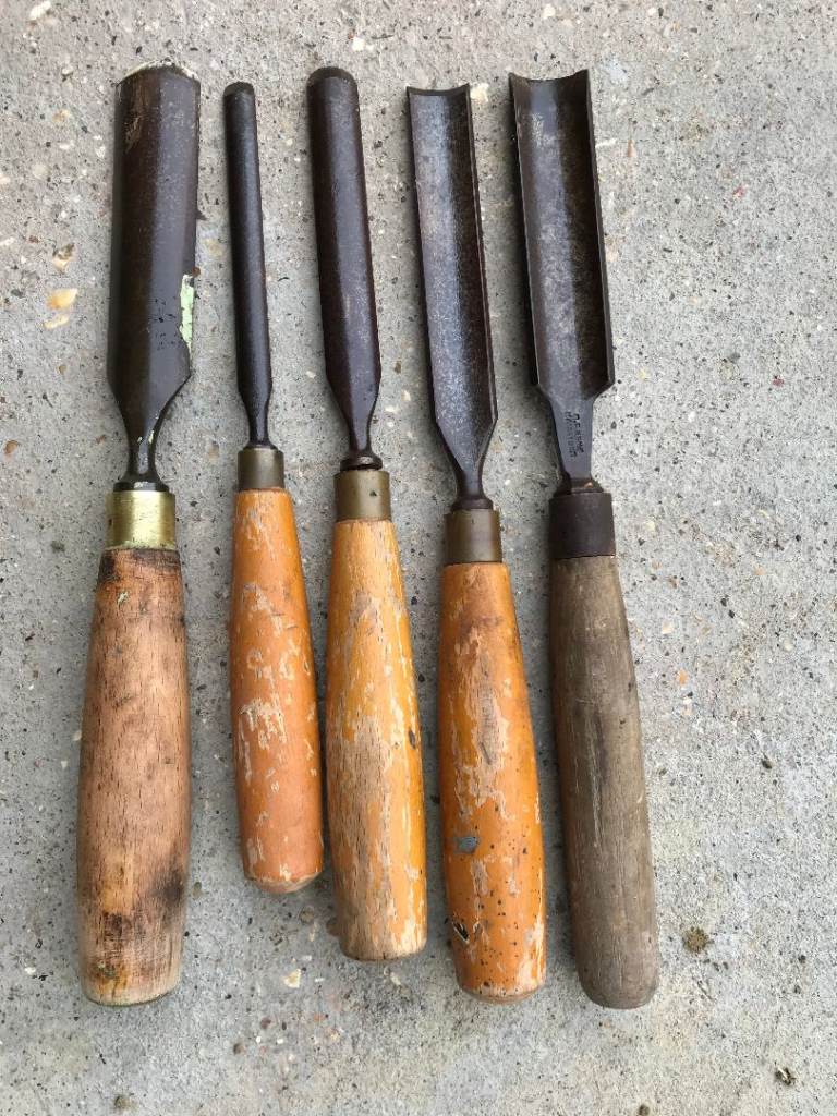 Set of 5  Wood  carving Gouges