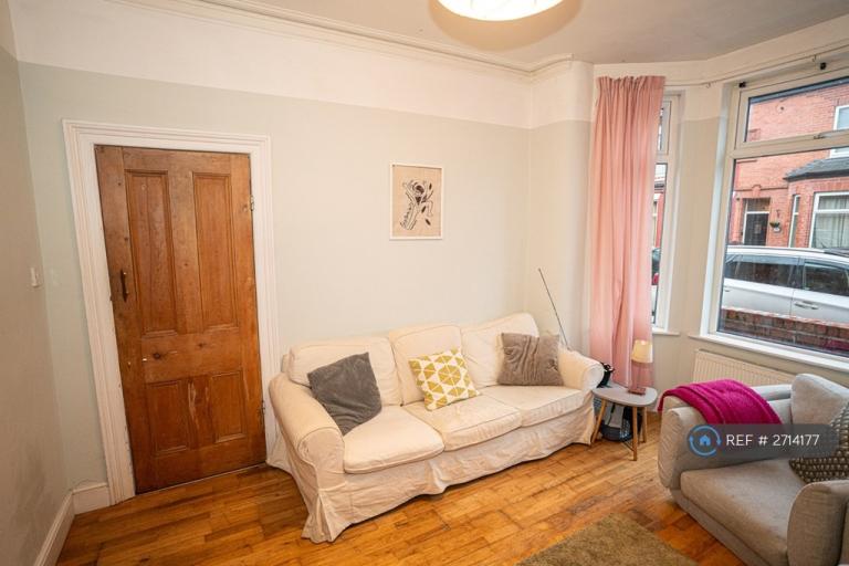 3 bedroom house in Pascal Street, Manchester, M19 (3 bed) (#2714177)