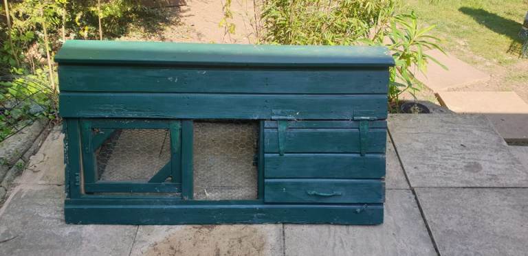 4'5 x 2'6ft Wooden Chicken Coop Small Triangle Hen House with Run - rabbits hens hutch