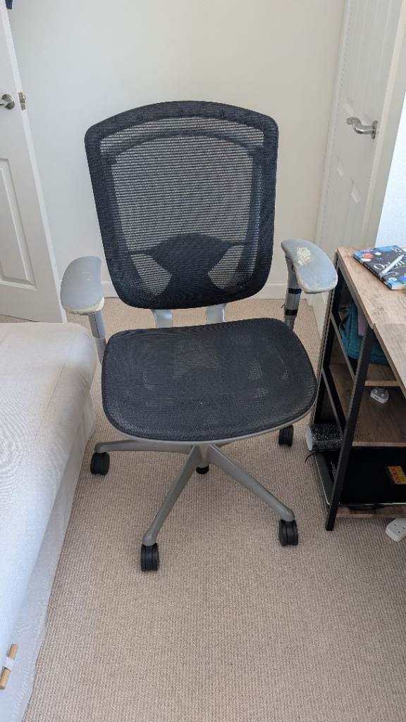 Okamura Contessa office chair