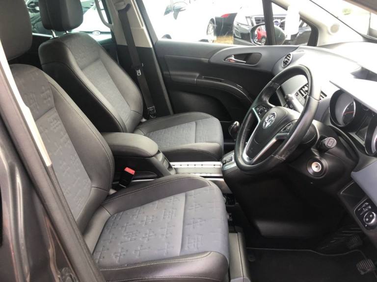 2011 Vauxhall Meriva 1.4i 16V SE 5dr MPV PETROL Manual