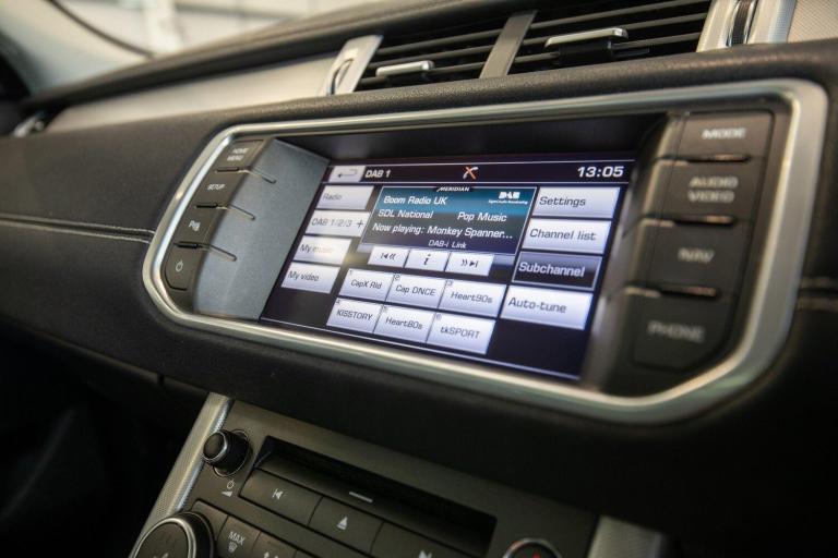 2014 Land Rover Range Rover Evoque 2.2 SD4 Dynamic 5dr Auto [9] ESTATE DIESEL Automatic