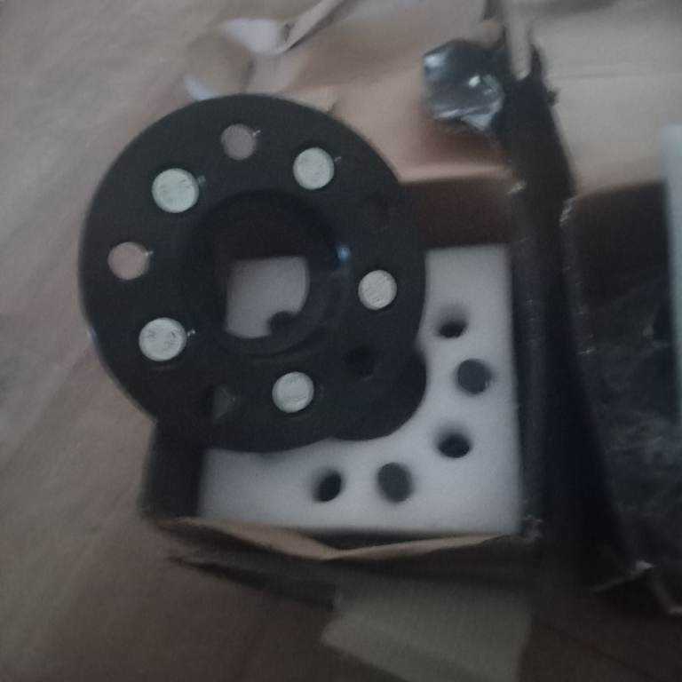 Gen2 wheel spacers brand new on box 25"