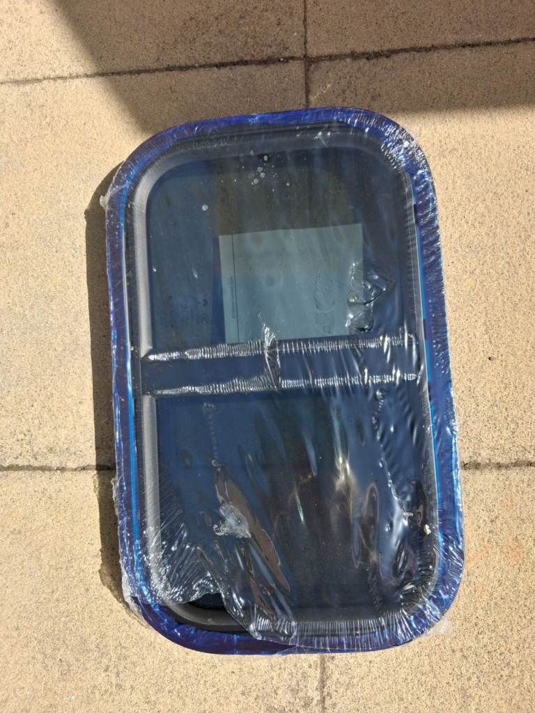 rear side panel van window