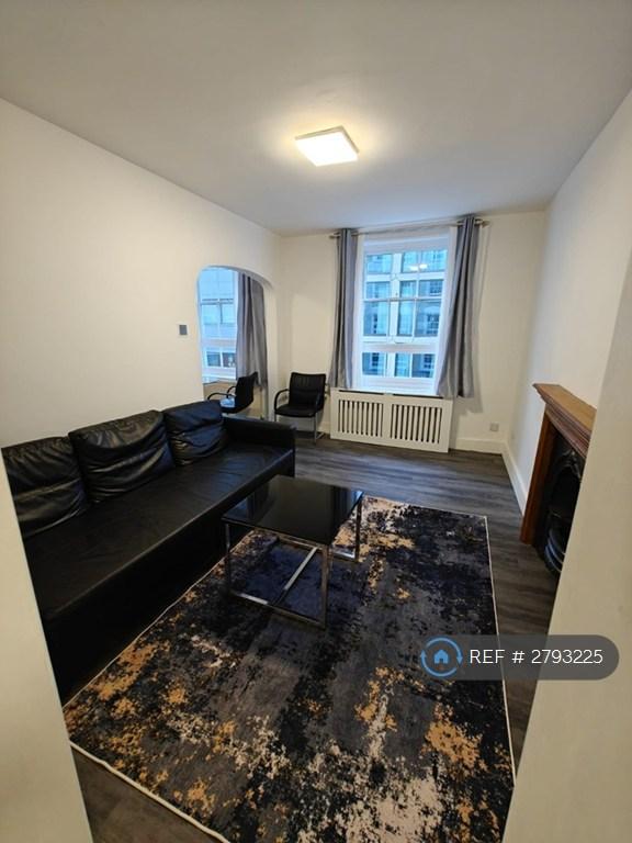 2 bedroom flat in Victoria Chambers, London, EC2A (2 bed) (#2793225)